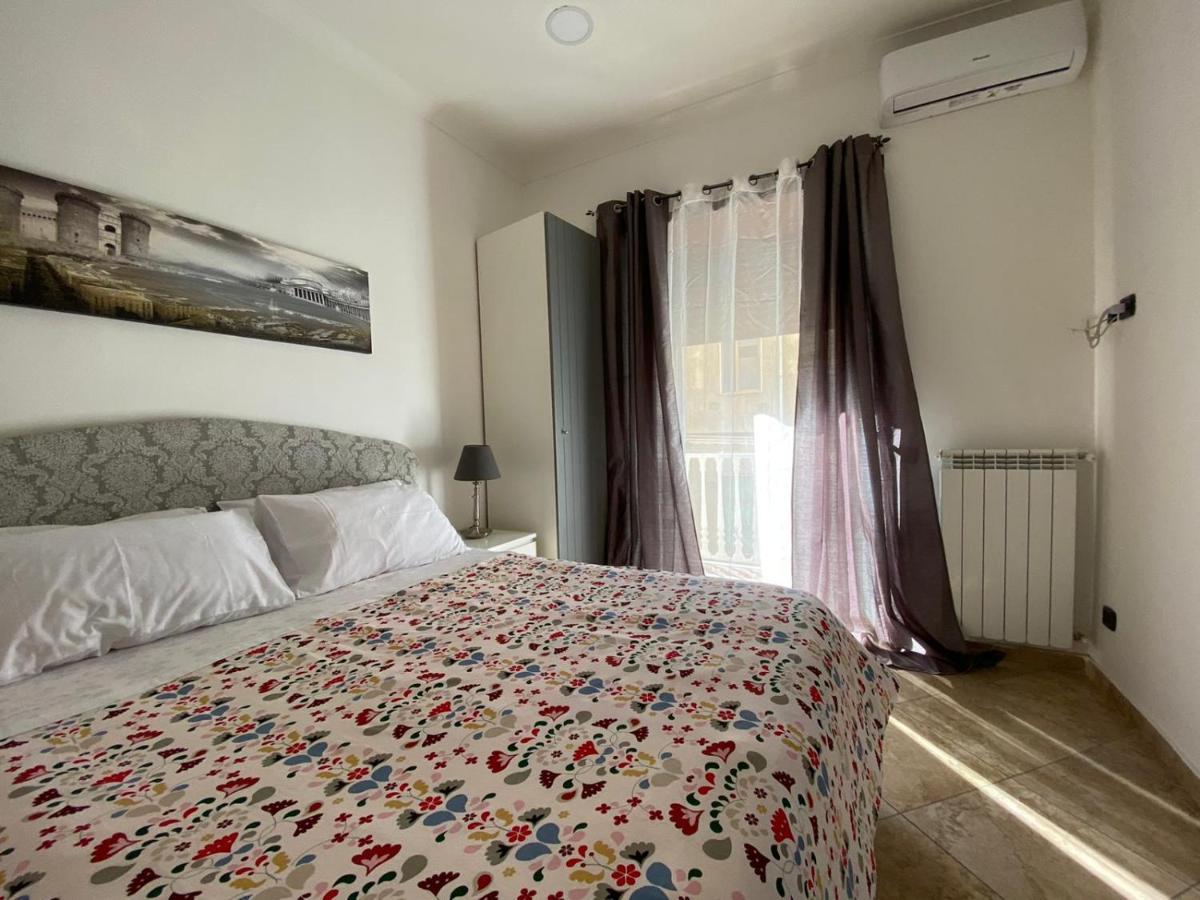Falu Napoli Centro Camera Con Cucina E Bagno Privato Hotel Екстериор снимка