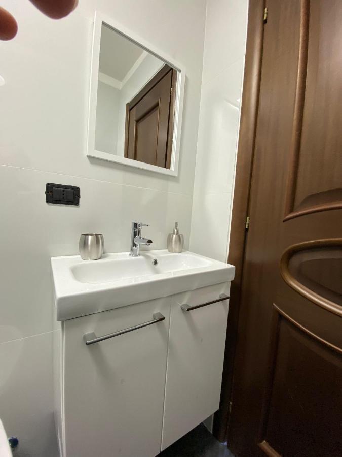 Falu Napoli Centro Camera Con Cucina E Bagno Privato Hotel Екстериор снимка